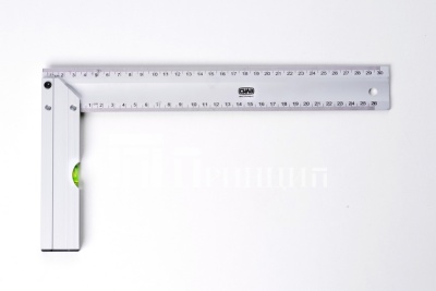 УГОЛЬНИК С УРОВНЕМ